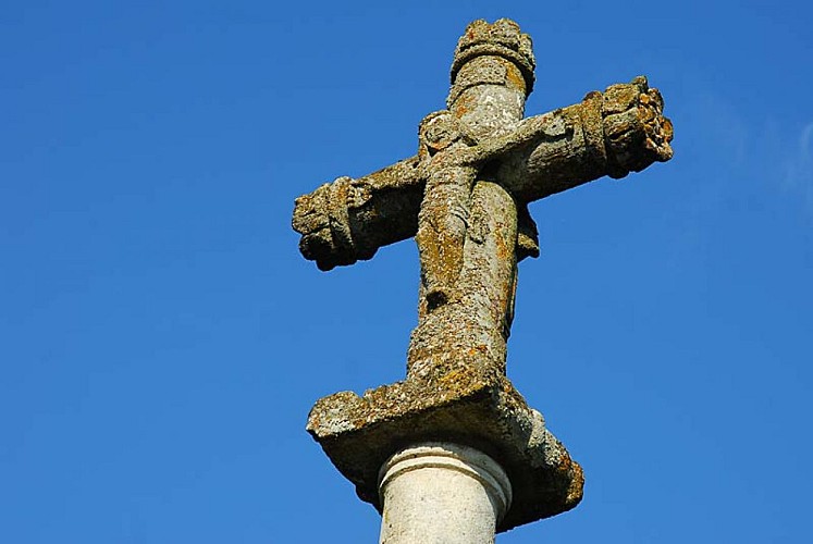 Croix route de Lecourt à Choiseul