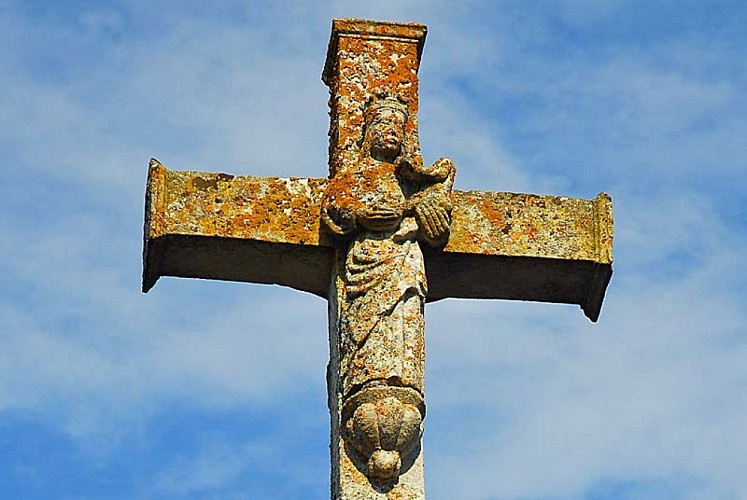 Croix de cimetière à Choiseul