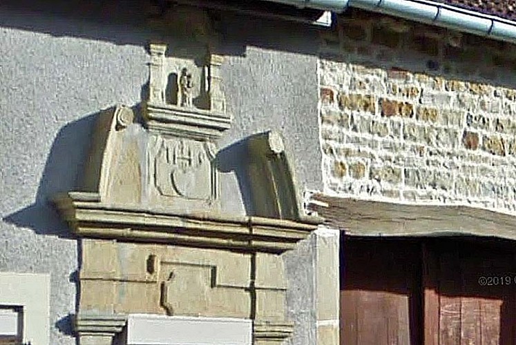 Portail à Coiffy-le-Bas