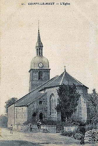 Carte postale de l'église de Coiffy-le-Haut