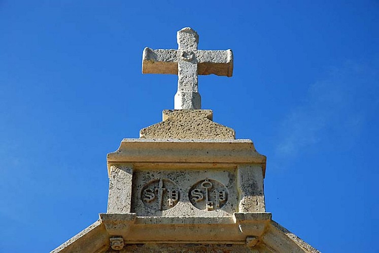 Chapelle Saint-Pierre à Dampierre