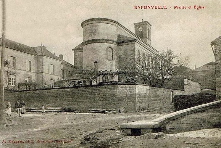 Carte postale de l'église d'Enfonvelle