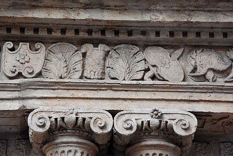 Façade Renaissance de la rue Saint-Didier à Langres