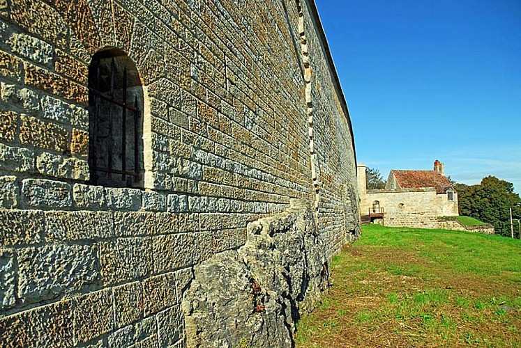 Porte Longe-Porte à Langres