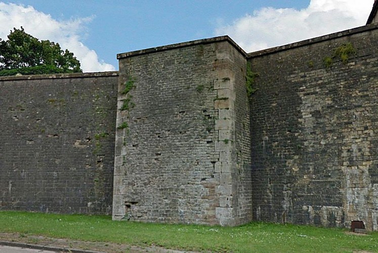 Tour Surchoue à Langres