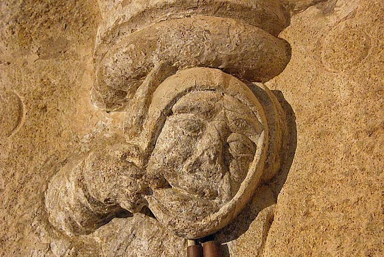 Tour d'Orval à Langres - cul-de-lampe