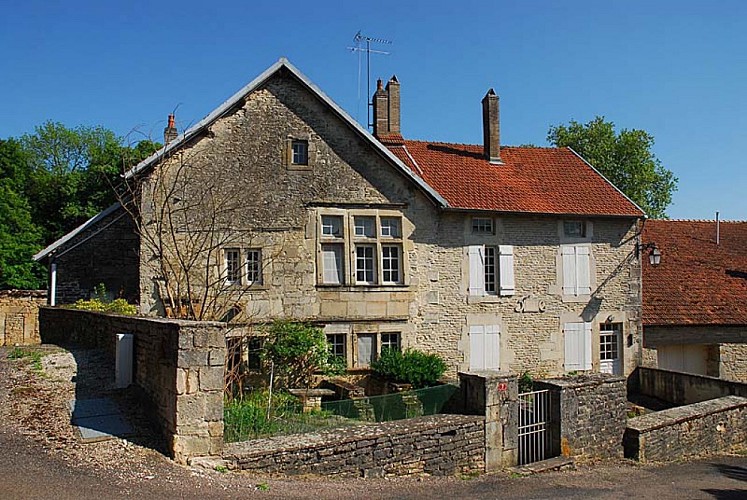 Maison Renaissance à Montsaugeon