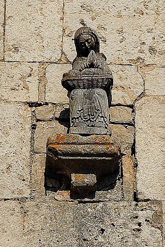 Porterie médiéval de Montsaugeon