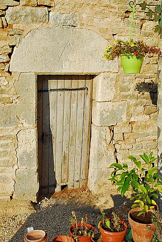 Linteau gravé à Musseau