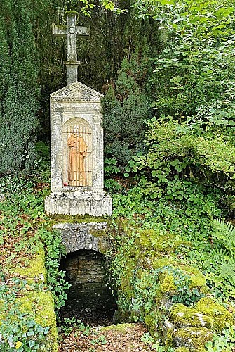 Fontaine Saint-Frou à Noidant-le-Rocheux