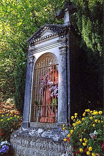 Fontaine Saint-Frou à Noidant-le-Rocheux