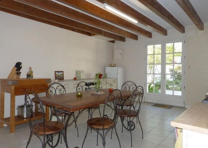 La cuisine du gîte Au bord de Sèvre (G 764) à Coulon