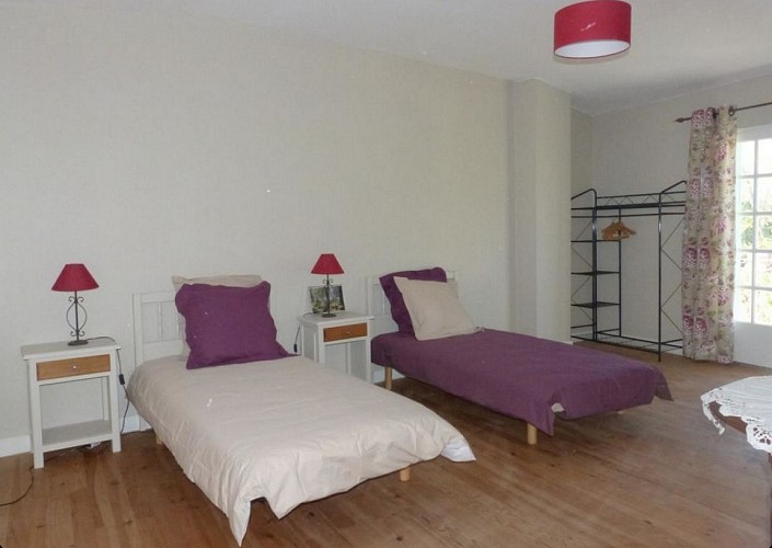 La chambre avec lits de 90cm du gîte Au bord de Sèvre (G 764) à Coulon