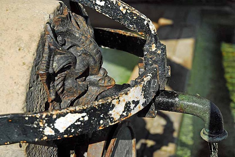 Fontaine du paquis à Orcevaux
