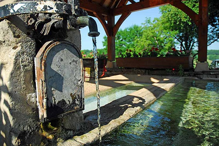 Fontaine du paquis à Orcevaux