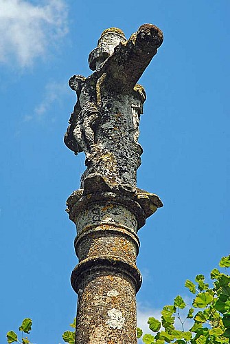 Calvaire rue du Mont à Peigney