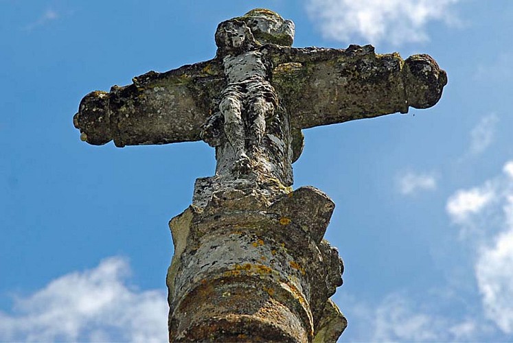 Calvaire rue du Mont à Peigney
