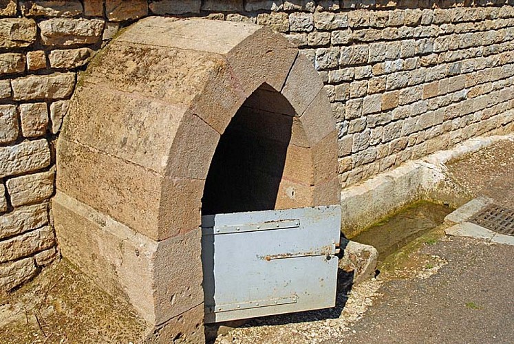 Fontaine à Peigney