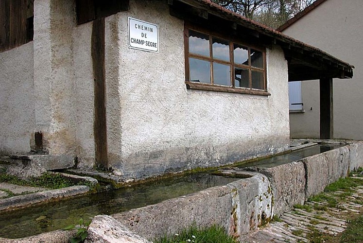 Fontaine Saint-Cyr à Perrancey