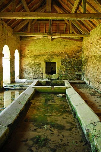Lavoir de Perrogney-les-Fontaines