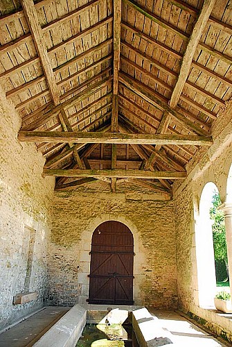 Fontaine du Mont à Perrogney-les-Fontaines