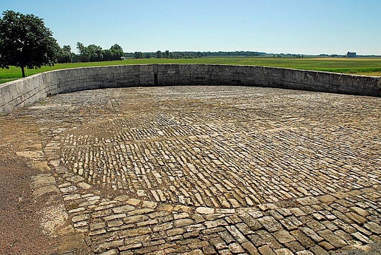 Fontaine du Mont à Perrogney-les-Fontaines