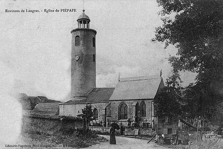 Carte postale de l'église de Piepape