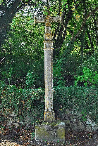 Croix à Poinsenot