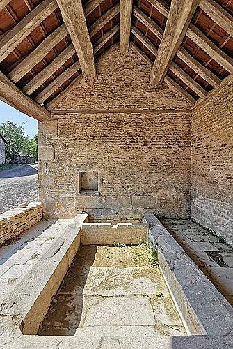 Lavoir à Poinsenot