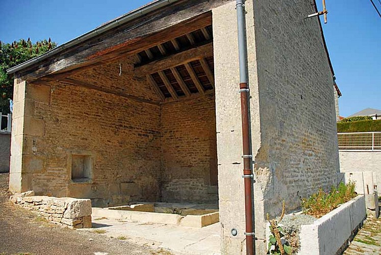 Lavoir à Poinsenot