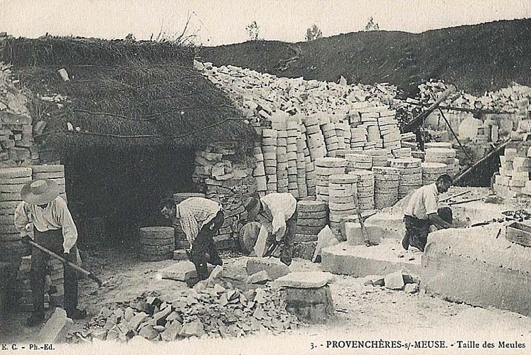 Carte postale carrière de meules de Provencheres-sur-Meuse