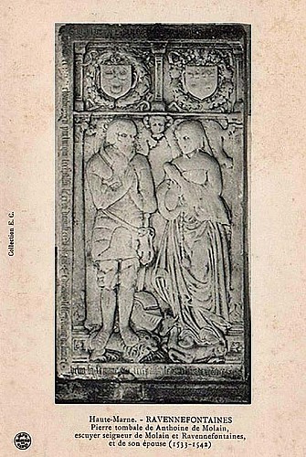 Carte postale de l'église de Ravennefontaines