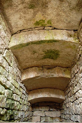 Puits de Riviere-les-Fosses