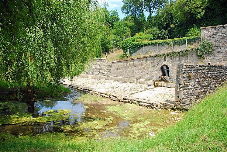 Fontaine de Saints-Geosmes