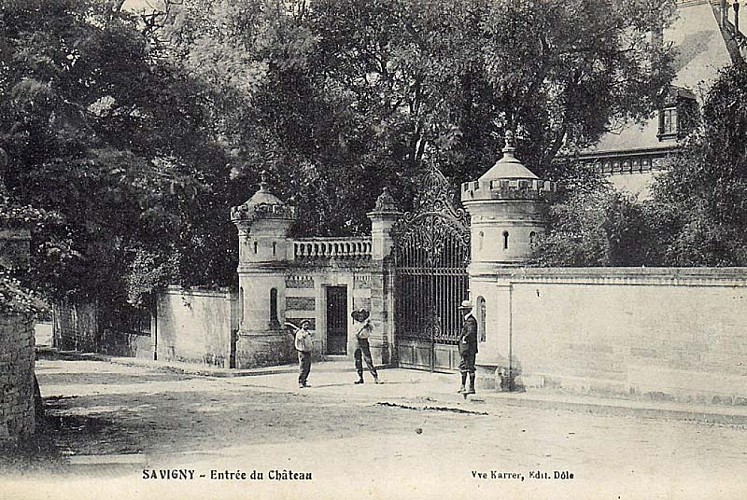 Carte postale du château de Savigny