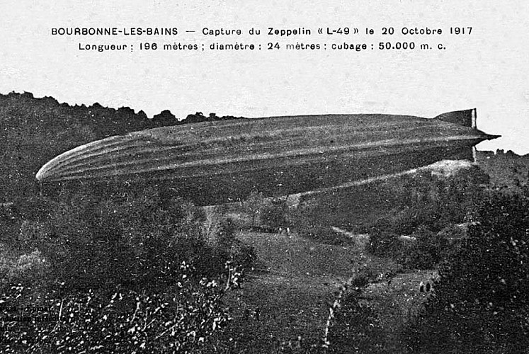 Carte postale du Zeppelin à Serqueux