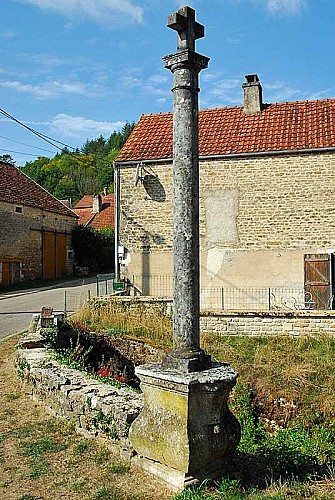 Croix de protection de Villemervry