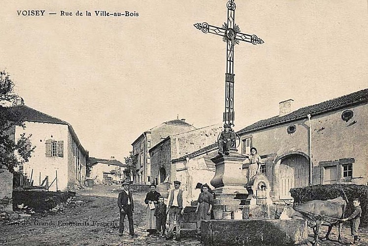 Carte postale de la croix de Voisey