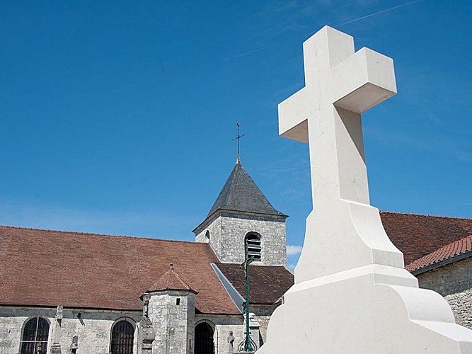 Tombe du Général de Gaulle à Colombey-les-Deux-Eglises