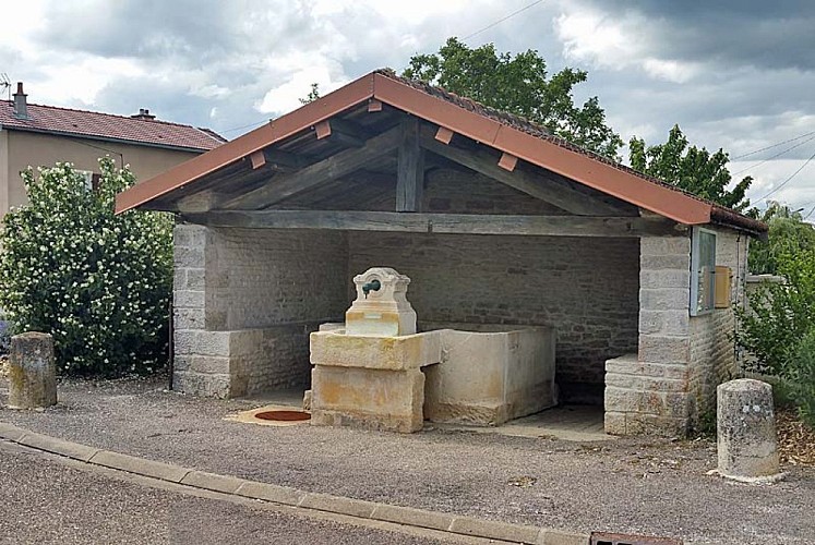 Lavoir-2-marnay-sur-marne-04-Jean-Francois-Feutriez