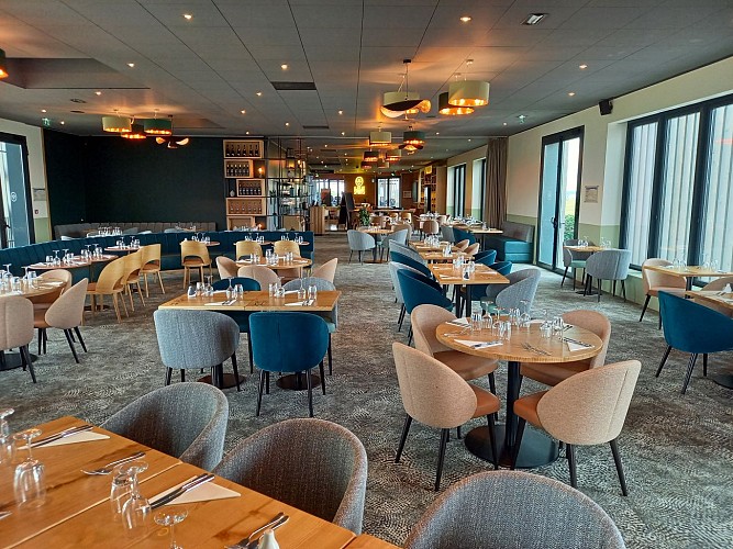 Le Comptoir Joa - Casino Lac du Der Giffaumont-Champaubert