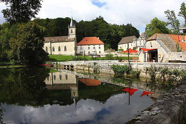 Taverne des 3 fontaines à Ecot-la-combe