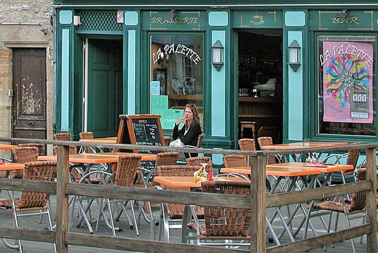 Café - bar la Palette à Langres