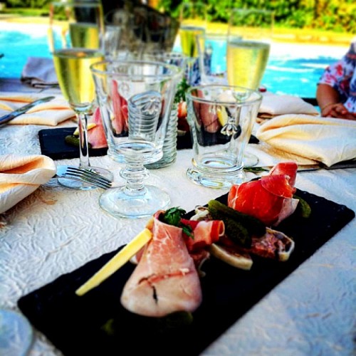 CHAMPAGNE-52-Colombey-Les-Deux-Eglises-La-Grange-du-Relais-restaurant-assiette-plats-475x475