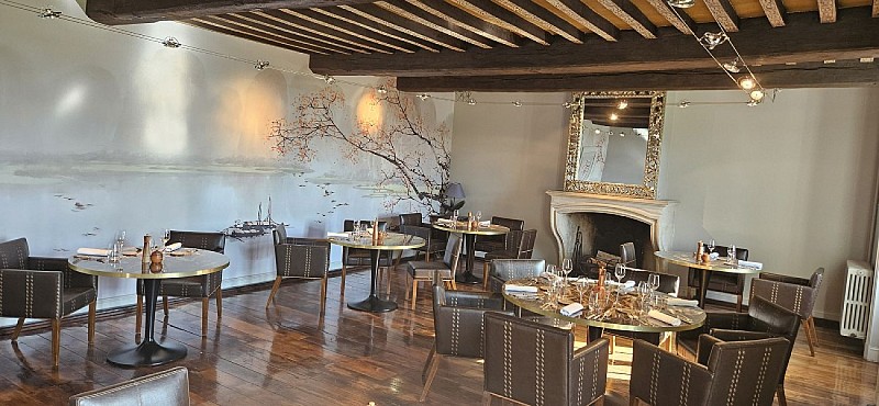 hostellerie-la-monatgne-salle