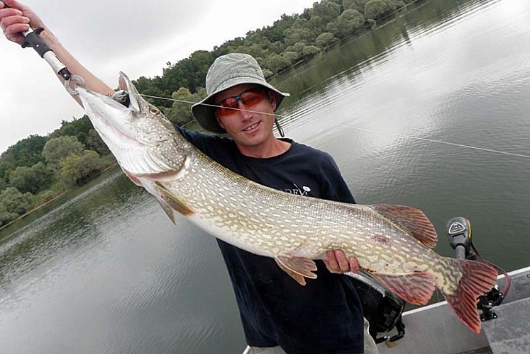 Michaël Probst moniteur guide de pêche professionnel