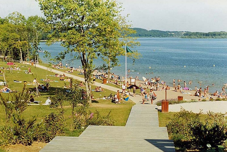 Plage du lac de la Liez