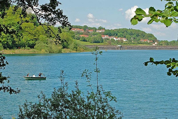 Pêche au lac de la Mouche