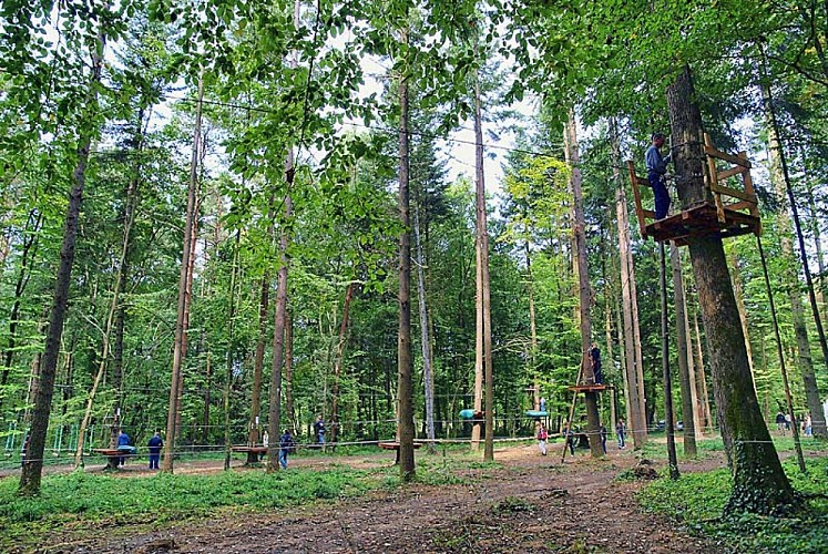 Sensation Nature - Accrobranche à Saints-Geosmes