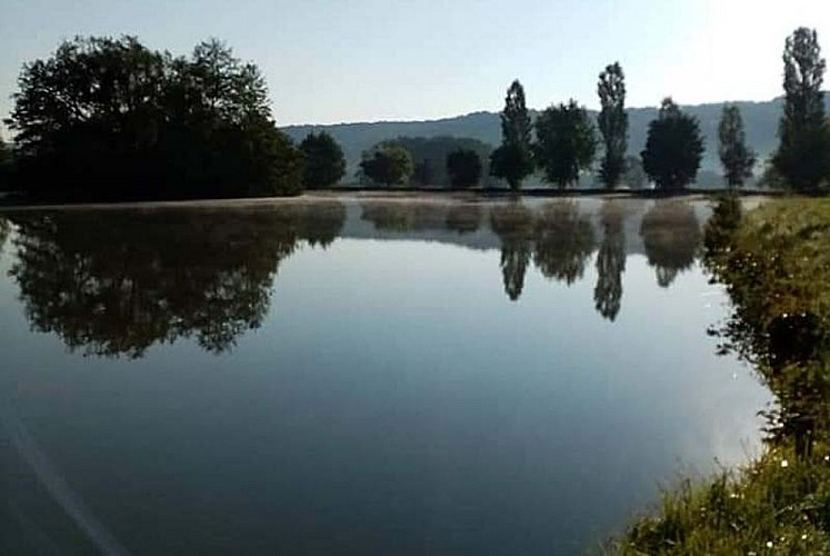 Etang de pêche de Varennes-sur-Amance